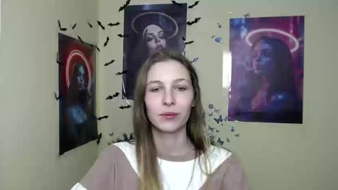 Snapshot of stranger_giirl chatting on March 10, 2025, 12:59 pm Amalia online show from March 10, 2025, 12:59 pm