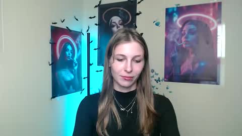 Snapshot of stranger_giirl chatting on September 14, 2025, 6:40 pm Amalia online show from September 14, 2025, 6:40 pm