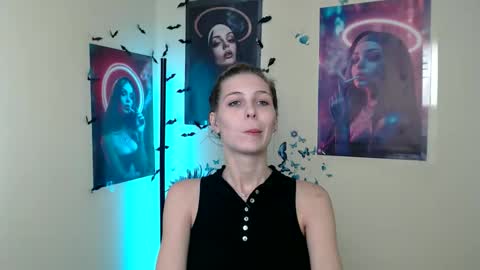 Snapshot of stranger_giirl chatting on September 20, 2025, 12:17 pm Amalia online show from September 20, 2025, 12:17 pm