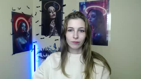 Snapshot of stranger_giirl chatting on October 29, 2025, 7:21 am Amalia online show from October 29, 2025, 7:21 am