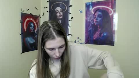 Snapshot of stranger_giirl chatting on October 30, 2025, 7:21 am Amalia online show from October 30, 2025, 7:21 am