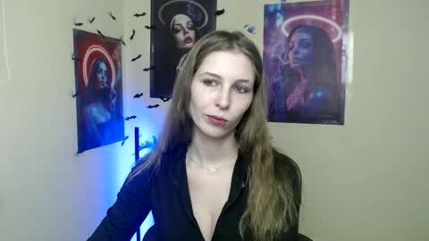 Snapshot of stranger_giirl chatting on November 27, 2025, 7:10 am Amalia online show from November 27, 2025, 7:10 am