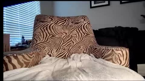 Snapshot of stricked chatting on September 16, 2025, 2:51 pm JVCKRABBIT online show from September 16, 2025, 2:51 pm