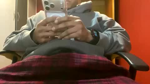 Snapshot of strikemen20 chatting on November 21, 2025, 5:33 pm juan online show from November 21, 2025, 5:33 pm