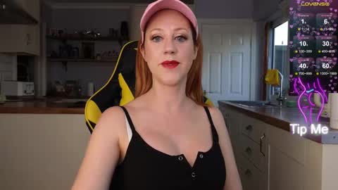 Amorina online show from January 13, 2025, 2:21 pm