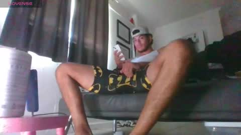 Snapshot of strokingdaddy4 chatting on November 3, 2025, 9:27 pm strokingdaddy4 online show from November 3, 2025, 9:27 pm