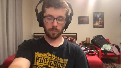 Snapshot of strokingdrummer2 chatting on December 11, 2024, 5:53 am strokingdrummer2 online show from December 11, 2024, 5:53 am