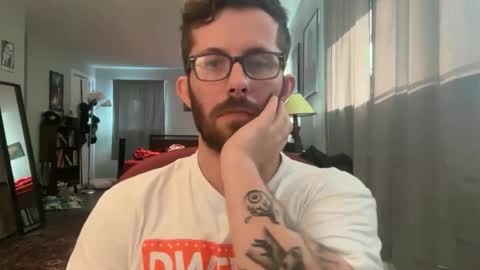 Snapshot of strokingdrummer2 chatting on September 8, 2025, 11:26 pm strokingdrummer2 online show from September 8, 2025, 11:26 pm