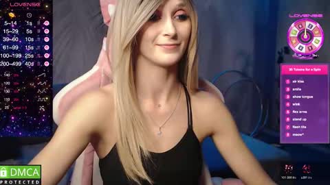 Snapshot of strongalice chatting on November 28, 2025, 10:23 pm The best athletic body on the site online show from November 28, 2025, 10:23 pm