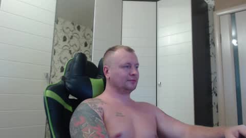 Snapshot of strongass18 chatting on December 15, 2024, 11:45 am Alex online show from December 15, 2024, 11:45 am