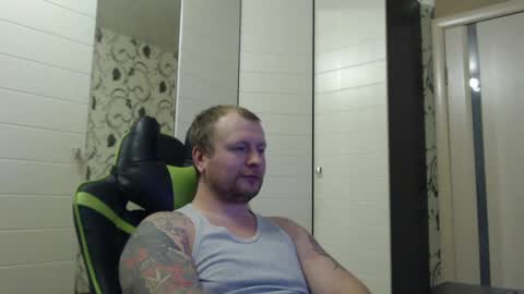 Snapshot of strongass18 chatting on February 9, 2025, 5:22 pm Alex online show from February 9, 2025, 5:22 pm