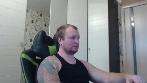 Snapshot of strongass18 chatting on February 11, 2025, 9:53 am Alex online show from February 11, 2025, 9:53 am