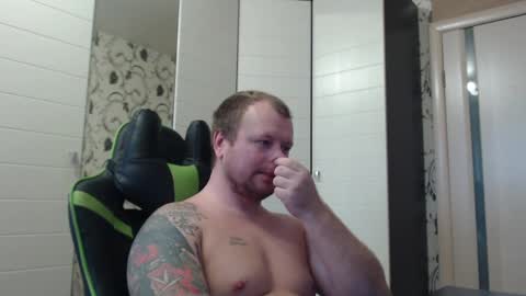 Snapshot of strongass18 chatting on February 13, 2025, 8:59 am Alex online show from February 13, 2025, 8:59 am