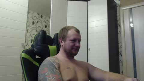 Snapshot of strongass18 chatting on February 16, 2025, 1:49 pm Alex online show from February 16, 2025, 1:49 pm