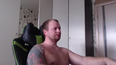 Snapshot of strongass18 chatting on February 17, 2025, 12:38 pm Alex online show from February 17, 2025, 12:38 pm