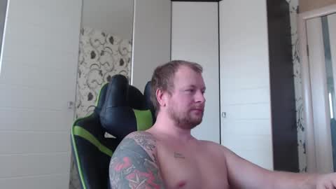 Snapshot of strongass18 chatting on February 23, 2025, 6:28 am Alex online show from February 23, 2025, 6:28 am