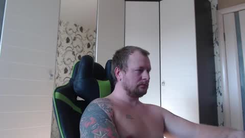 Snapshot of strongass18 chatting on February 23, 2025, 9:33 am Alex online show from February 23, 2025, 9:33 am