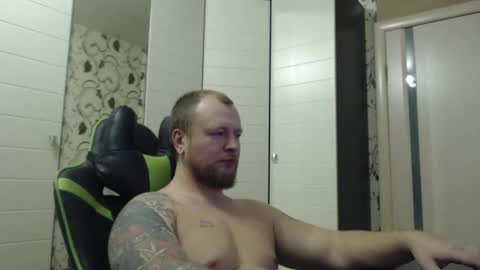 Snapshot of strongass18 chatting on November 22, 2025, 1:10 pm Alex online show from November 22, 2025, 1:10 pm