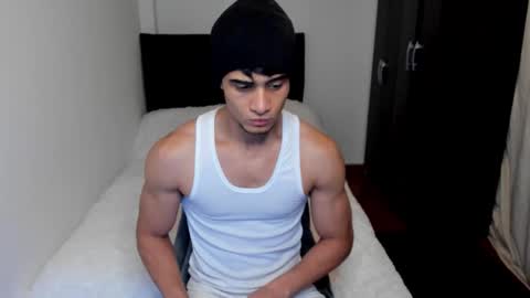 Snapshot of stylish_men chatting on September 17, 2025, 11:12 am stylish men online show from September 17, 2025, 11:12 am