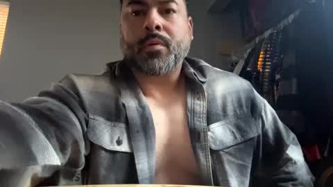 Snapshot of suavecito67 chatting on February 23, 2025, 3:08 pm suavecito67 online show from February 23, 2025, 3:08 pm