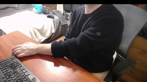 Snapshot of subbrian chatting on December 25, 2024, 5:05 am subbrian online show from December 25, 2024, 5:05 am