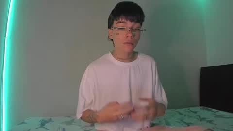 Snapshot of submissive_boyy_ chatting on January 26, 2025, 2:19 pm nico online show from January 26, 2025, 2:19 pm