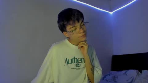 Snapshot of submissive_boyy_ chatting on March 11, 2025, 6:00 am nico online show from March 11, 2025, 6:00 am