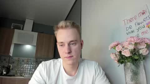 Snapshot of successful_kevin chatting on October 11, 2025, 4:05 pm Kevin online show from October 11, 2025, 4:05 pm