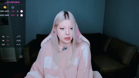 Snapshot of succubus_leslie chatting on January 1, 2025, 1:58 am succubus_leslie online show from January 1, 2025, 1:58 am