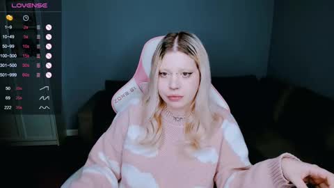 Snapshot of succubus_leslie chatting on February 20, 2025, 5:18 pm succubus_leslie online show from February 20, 2025, 5:18 pm