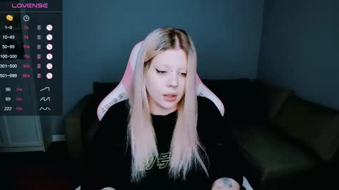 Snapshot of succubus_leslie chatting on March 3, 2025, 12:37 pm succubus_leslie online show from March 3, 2025, 12:37 pm