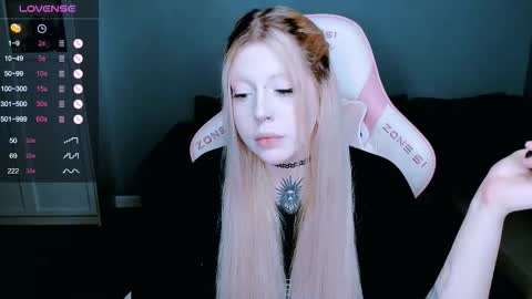 Snapshot of succubus_leslie chatting on October 15, 2025, 11:49 pm succubus_leslie online show from October 15, 2025, 11:49 pm