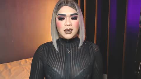 Snapshot of suckablecockoffreya chatting on January 27, 2025, 10:06 am JADE ELYSE online show from January 27, 2025, 10:06 am