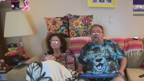 Snapshot of suenixon chatting on September 19, 2025, 11:49 pm suenixon online show from September 19, 2025, 11:49 pm