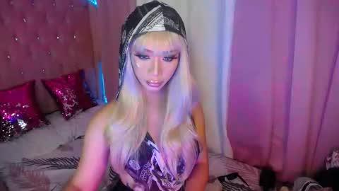 your ultimate goddess online show from November 6, 2025, 1:45 pm