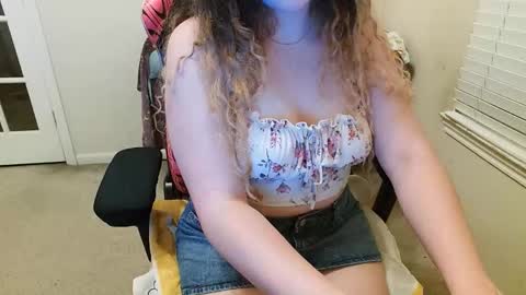 sugasunny online show from October 20, 2025, 4:13 am