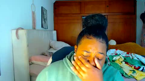 Cami   Back in 2 hours online show from October 9, 2025, 3:48 am