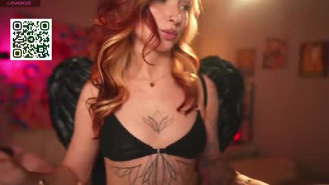 Lika ginger  Jessy blond   online show from November 25, 2025, 4:12 am