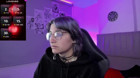    online show from February 3, 2025, 12:25 pm