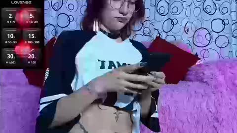    online show from September 23, 2025, 1:08 am