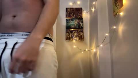 Niko online show from October 22, 2025, 9:14 pm