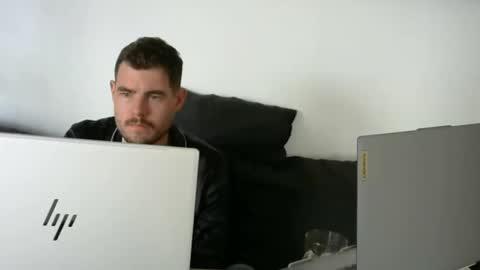 The Sultan online show from September 15, 2025, 4:51 pm