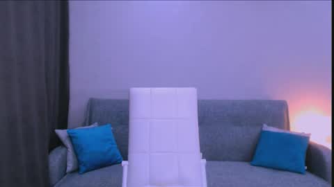 Christina online show from November 6, 2025, 11:55 am