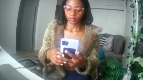 summerbuddy online show from September 18, 2025, 5:42 am