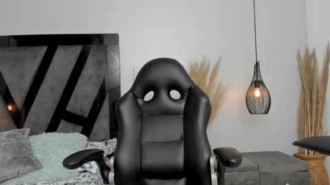 Summer online show from February 18, 2025, 2:27 pm