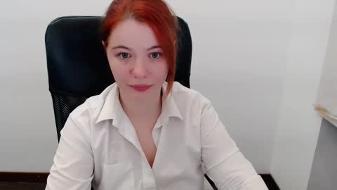 Snapshot of sun_lovely chatting on October 25, 2025, 3:36 am Alexi online show from October 25, 2025, 3:36 am