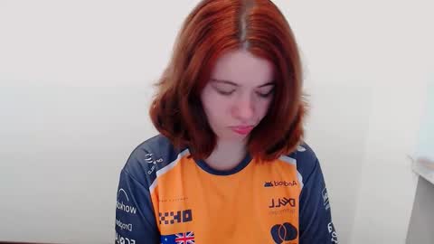 Snapshot of sun_lovely chatting on November 1, 2025, 4:58 am Alexi online show from November 1, 2025, 4:58 am