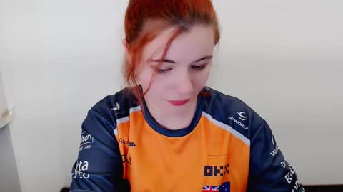 Snapshot of sun_lovely chatting on November 20, 2025, 9:25 pm Alexi online show from November 20, 2025, 9:25 pm