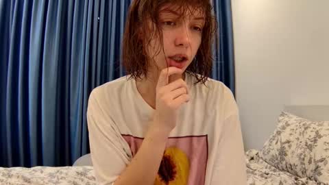 luna online show from February 16, 2025, 2:53 am