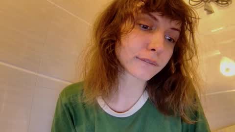 luna online show from October 4, 2025, 12:47 pm